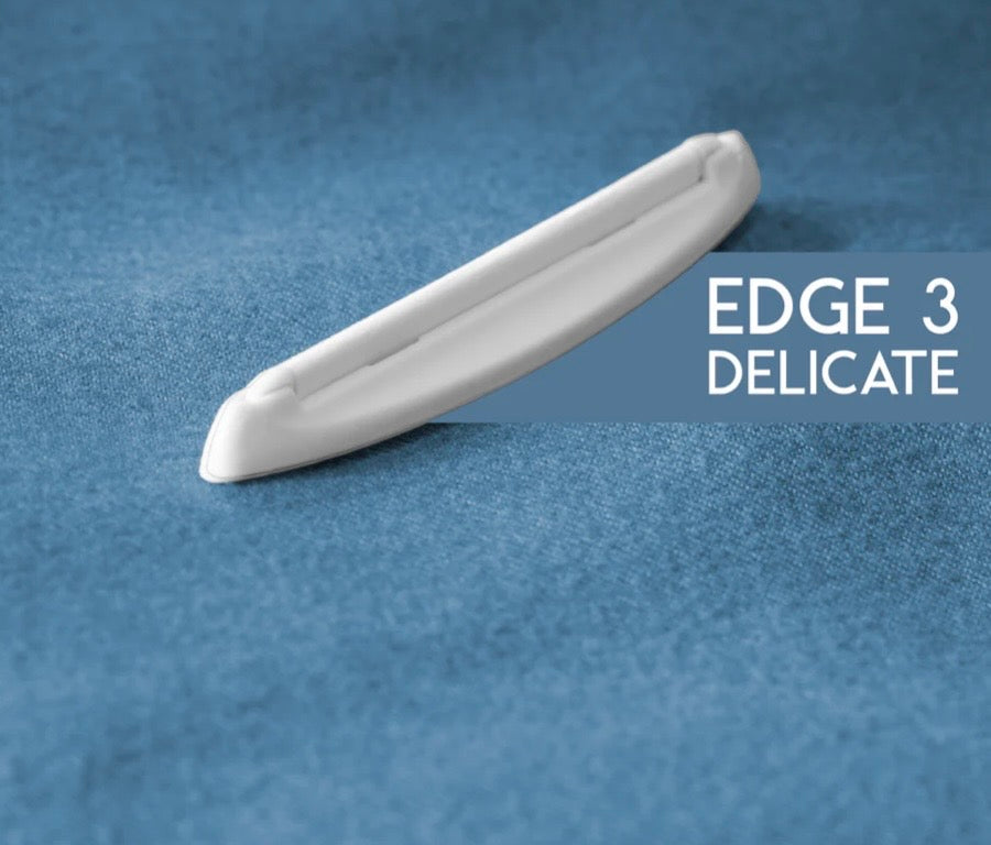 Gleener compact fabric shaver & lint brush