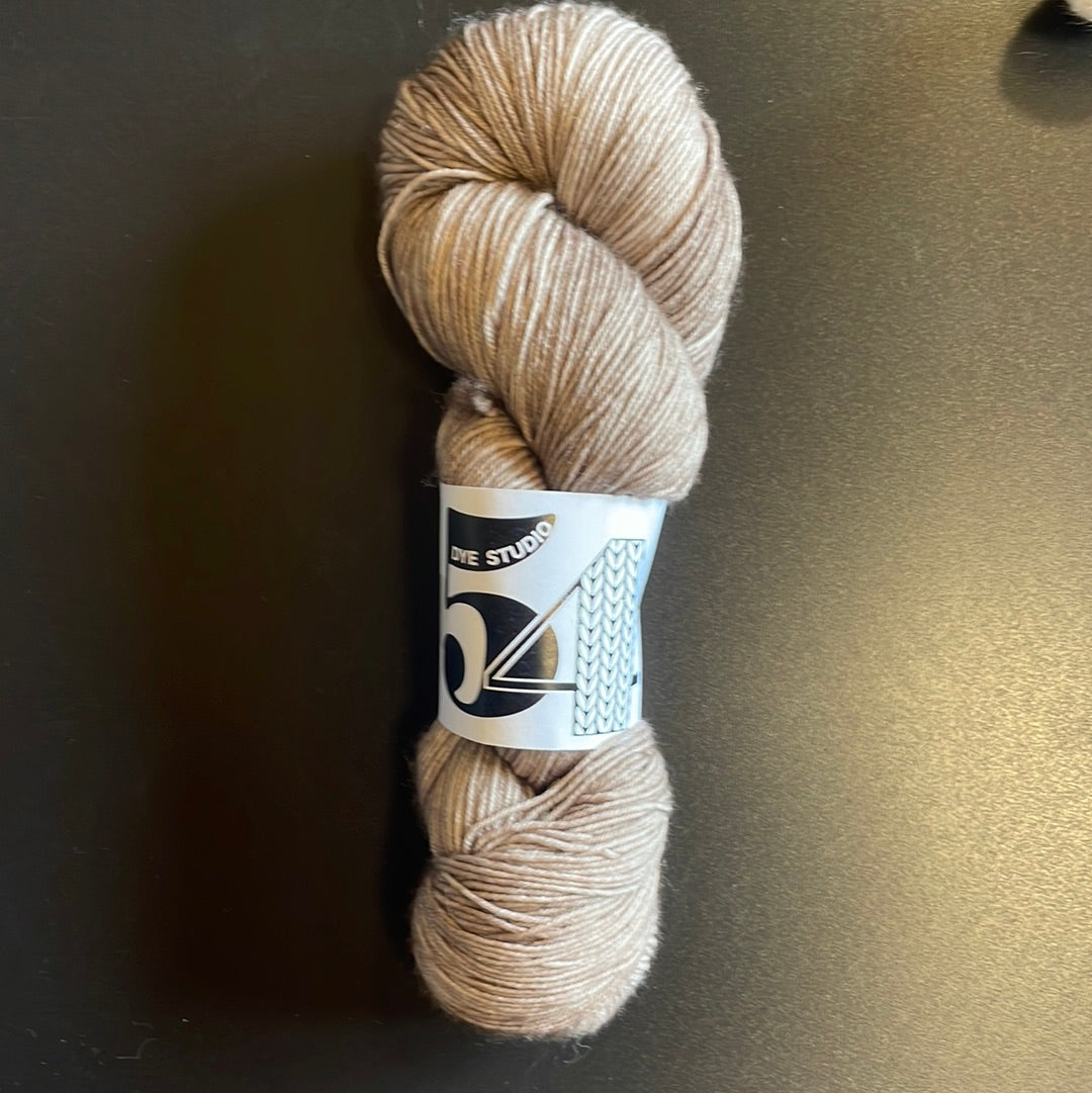 NZ indie dyed sock yarn 4ply -100g